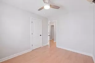 11649 S Nagle Ave, Worth, IL 60482 - Photo 18