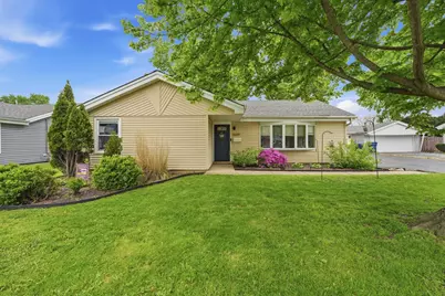 11649 S Nagle Avenue, Worth, IL 60482 - Photo 2