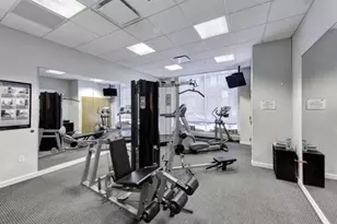 757 N Orleans St, Chicago, IL 60654 - Photo 12
