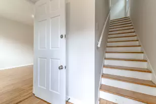 2806 S 48th Ct, Cicero, IL 60804 - Photo 4