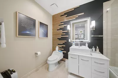 401 N Wabash Avenue #67E, Chicago, IL 60611 - Photo 24
