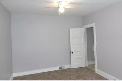 1111 Garfield Avenue #B, Aurora, IL 60506 - Photo 14