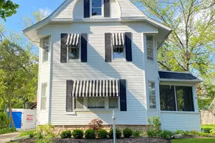 1111 Garfield Ave, Aurora, IL 60506 - Photo 1