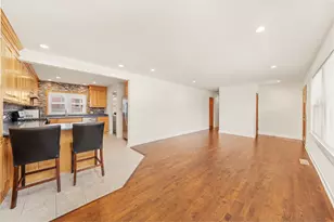1621 S Crescent Ave, Park Ridge, IL 60068 - Photo 8