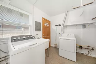 1621 S Crescent Ave, Park Ridge, IL 60068 - Photo 14