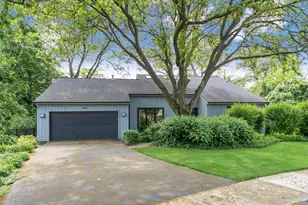1925 Pine Rd, Lisle, IL 60532 - Photo 2