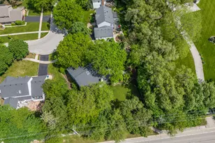1925 Pine Rd, Lisle, IL 60532 - Photo 48