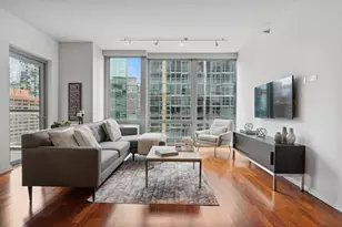 160 E Illinois St, Chicago, IL 60611 - Photo 4