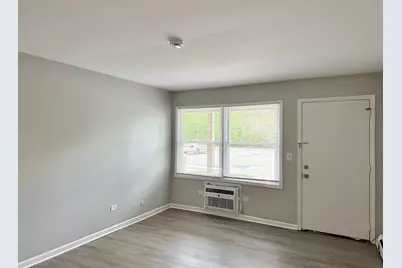 1940 Mark Avenue #11, Elgin, IL 60123 - Photo 6