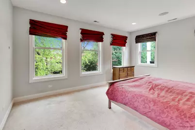 5404 W Leland Avenue, Chicago, IL 60630 - Photo 20