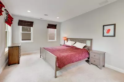 5404 W Leland Avenue, Chicago, IL 60630 - Photo 18