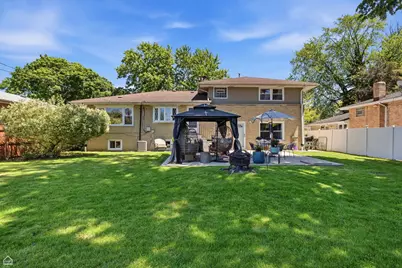 9632 Massasoit Avenue, Oak Lawn, IL 60453 - Photo 32