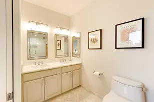 421 W Huron St, Chicago, IL 60654 - Photo 12