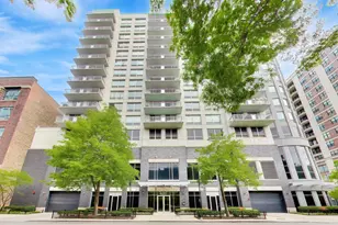 421 W Huron St, Chicago, IL 60654 - Photo 1