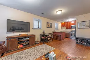 127 S Oakley Blvd, Chicago, IL 60612 - Photo 2