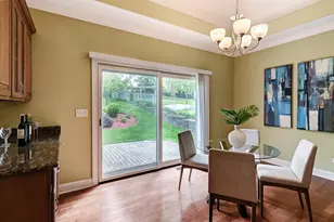 8827 Palisades Rd, Burr Ridge, IL 60527 - Photo 12
