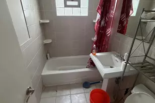185 Pleasant Dr, Chicago Heights, IL 60411 - Photo 6