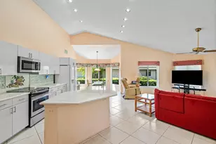 10215 Boca Woods Ln, Boca Raton, FL 33428 - Photo 10