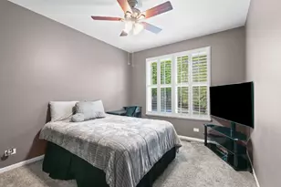 2030 Lucca Ct, Elgin, IL 60123 - Photo 12