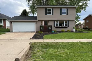 134 Riverview Dr, Albany, IL 61230 - Photo 2