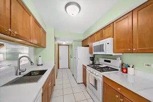 [Address not provided], Tinley Park, IL 60487 - Photo 8