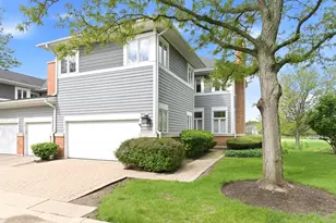 9 Brassie Ct, Woodridge, IL 60517 - Photo 2