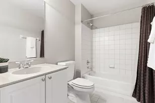 9 Brassie Ct, Woodridge, IL 60517 - Photo 20