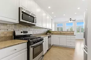 9 Brassie Ct, Woodridge, IL 60517 - Photo 8