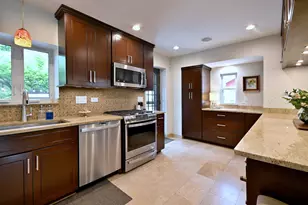 114 S Poplar Ave, Elmhurst, IL 60126 - Photo 16
