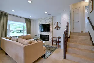 114 S Poplar Ave, Elmhurst, IL 60126 - Photo 8
