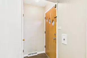 3143 Elder Ln, Franklin Park, IL 60131 - Photo 2