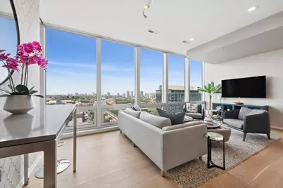 500 W Superior Street #1602, Chicago, IL 60654 - Photo 8