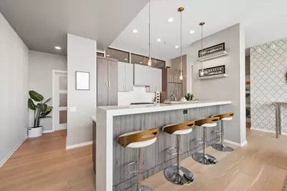 500 W Superior Street #1602, Chicago, IL 60654 - Photo 14