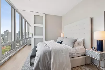 500 W Superior Street #1602, Chicago, IL 60654 - Photo 12