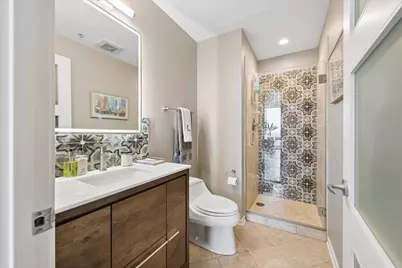 500 W Superior Street #1602, Chicago, IL 60654 - Photo 28