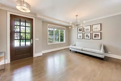 630 S Hillside Avenue, Elmhurst, IL 60126 - Photo 8