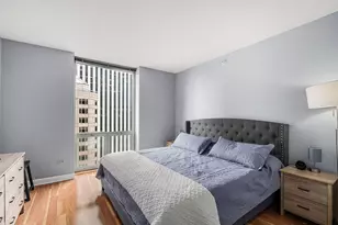 222 N Columbus Dr, Chicago, IL 60601 - Photo 10