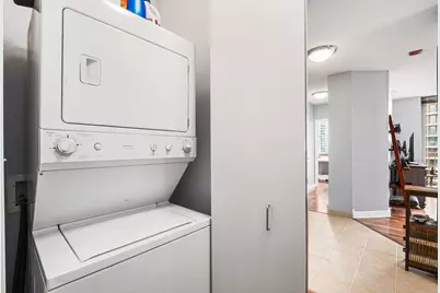 222 N Columbus Drive #3709, Chicago, IL 60601 - Photo 16