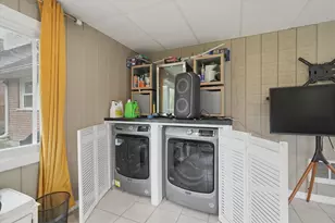 277 W Raye Dr, Chicago Heights, IL 60411 - Photo 22