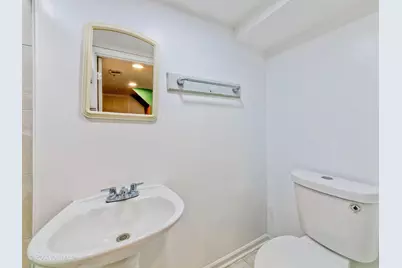 8517 N Crawford Avenue, Skokie, IL 60076 - Photo 18