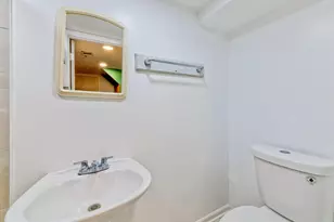 8517 N Crawford Ave, Skokie, IL 60076 - Photo 18