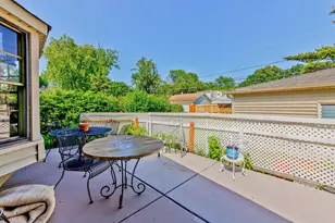 8517 N Crawford Ave, Skokie, IL 60076 - Photo 20