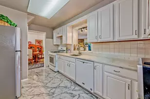 8517 N Crawford Ave, Skokie, IL 60076 - Photo 12