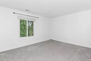 1715 Lakecliffe Dr, Wheaton, IL 60189 - Photo 12