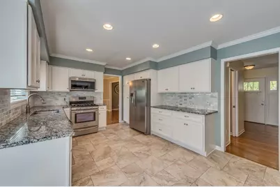 424 S Forest Avenue, Batavia, IL 60510 - Photo 12