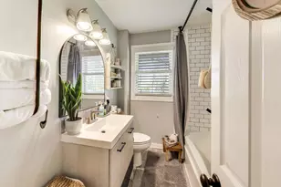 1105 S Hough St, Barrington, IL 60010 - Photo 12