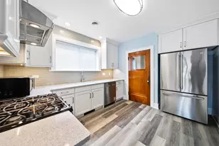 2524 Oak Park Ave, Berwyn, IL 60402 - Photo 4