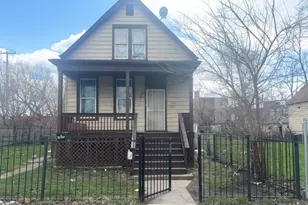 17 W 110th Pl, Chicago, IL 60628 - Photo 1