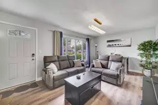 7022 W 114th Pl, Worth, IL 60482 - Photo 10