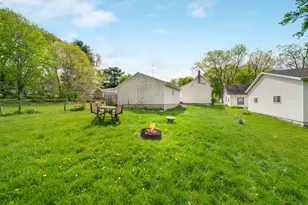 519 W 8th St, Dixon, IL 61021 - Photo 24